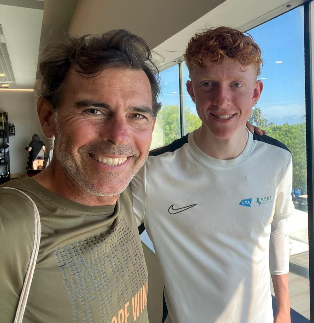 Tessa Puente (Canada's Champion u14) Tessa Puente (Canada's Champion u14)